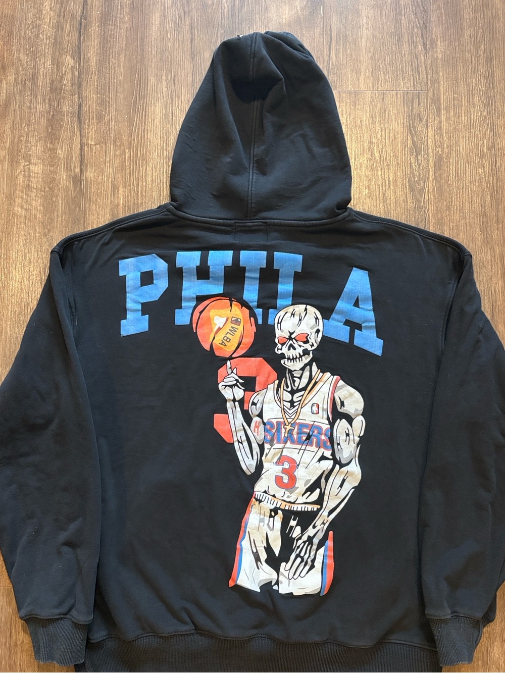 Warren Lotas Allen Iverson PHILA men’s XL hoodie